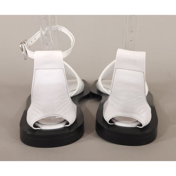 Flat Apartment Chain Strap Sandals Size 38 8 Women's White Leather $470 - Picture 7 of 12